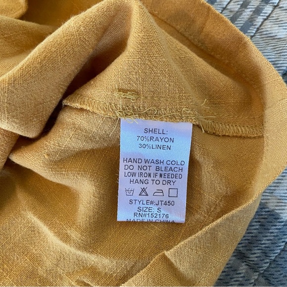 Reset by Jane NWT Linen Top Strappy Pleated Front Flowy Mustard Yellow: Small - Picture 7 of 9